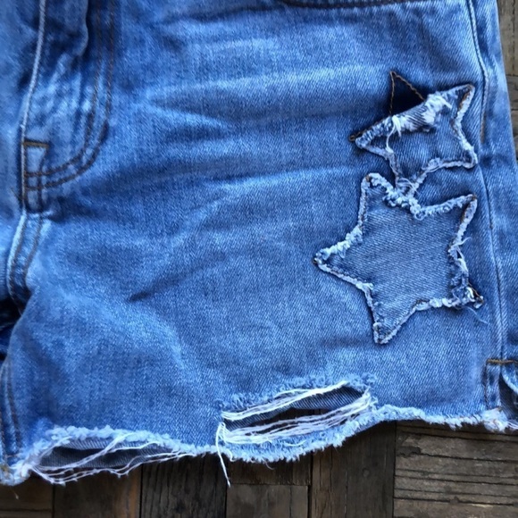 Eight Dreams Cutoff Denim Shorts - Picture 2 of 6